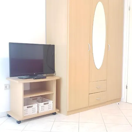 Apartmani Emily Vir Exterior photo